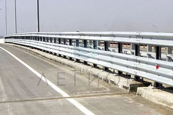 Рекомендации по установке мостового барьерного ограждения